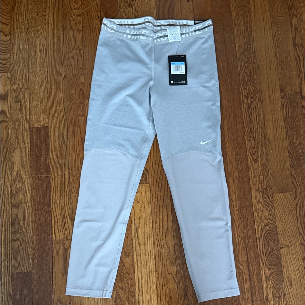 Nike Light Gray Pro Tight Fit 7/8 Length Leggings